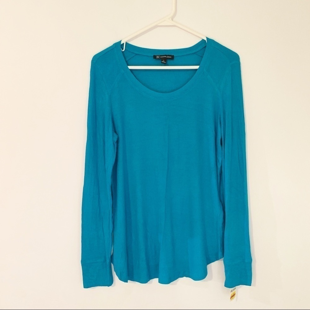 INC NWT small light thermal long sleeved blue